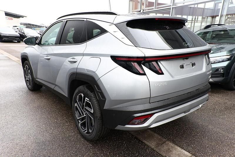 Neu Hyundai Tucson Prime 215 PS (158 kW) 2025 Shimmering silver SUV