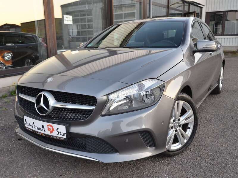 Mountaingrau met. Gebraucht 2016 Mercedes A180 Kleinwagen | 15.790 € (Fairer Preis) - Bild 1/4