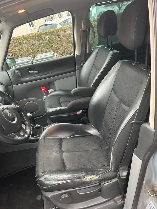 Gebraucht Renault Espace 138 PS (101 kW) 2006 Silber Van / Kleinbus