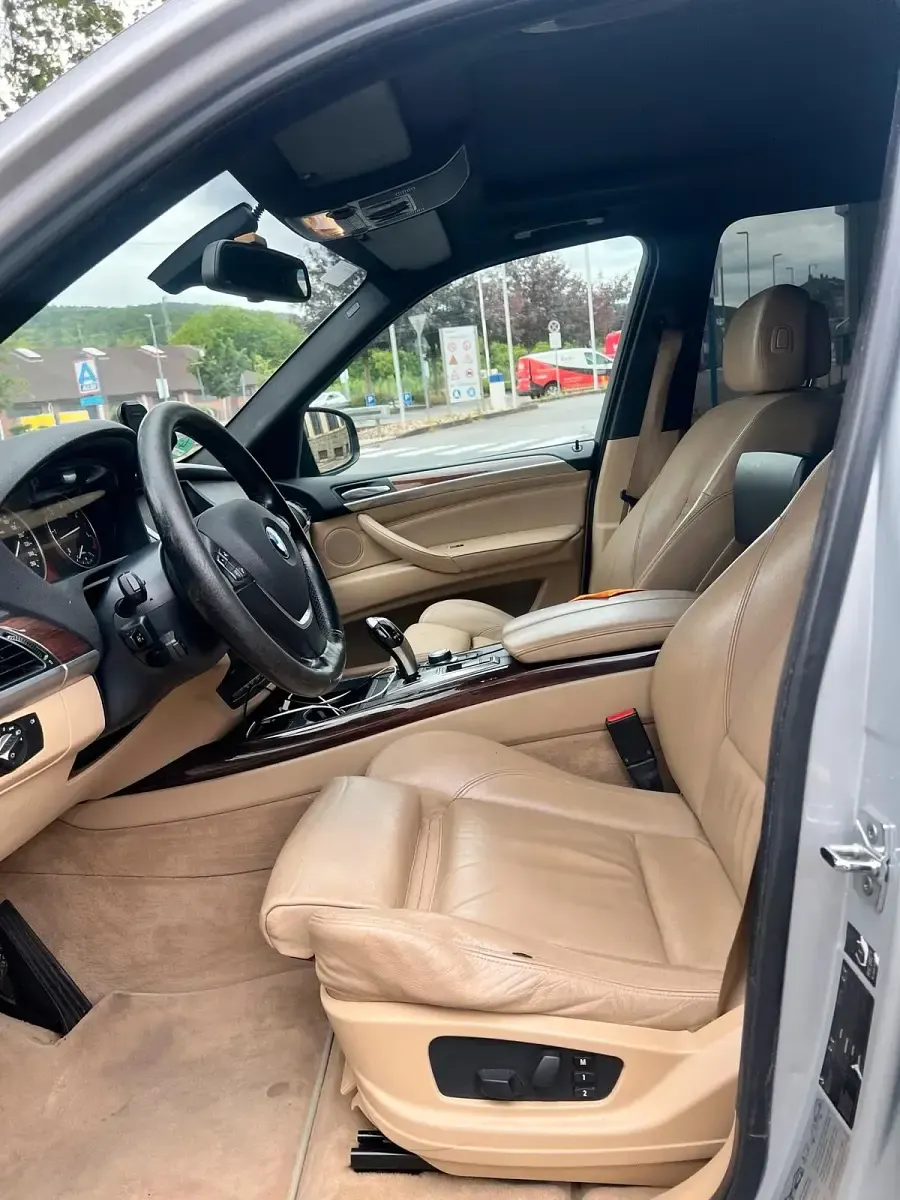 Gebraucht BMW X5 235 PS (172 kW) 2008 Silber SUV