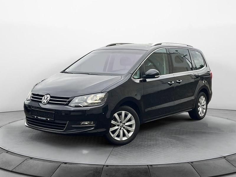 Schwarz Gebraucht 2017 VW Sharan Highline Van / Kleinbus | 28.900 € (Fairer Preis) - Bild 1/4