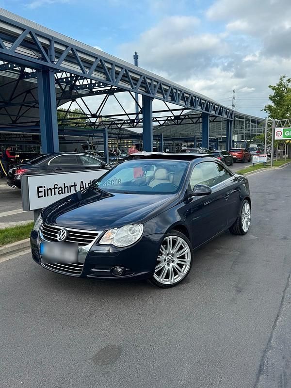 Blau Gebraucht 2006 VW Eos Cabrio | 3.350 € (Fairer Preis) - Bild 1/4
