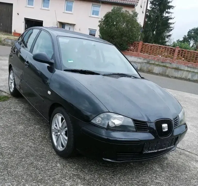 Gebraucht Seat Ibiza 64 PS (47 kW) 2002 Schwarz Kleinwagen