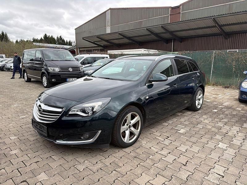 Gebraucht Opel Insignia Edition 140 PS (102 kW) 2014 Grün Kombi