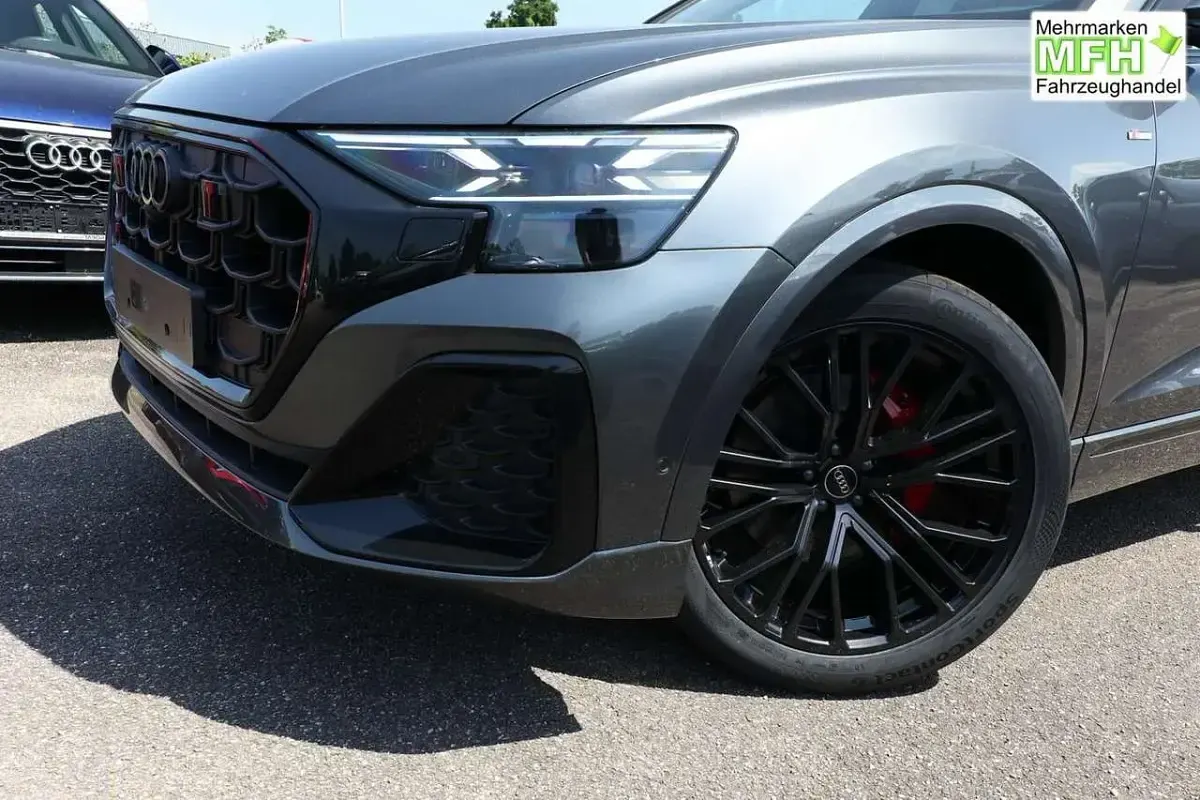 Neu Audi Q8 S-Line 286 PS (210 kW) 2026 Daytonagrau perleffekt SUV