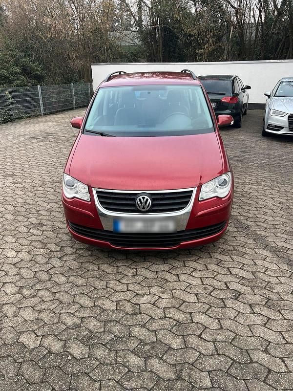 Rot Gebraucht 2007 VW Touran Van / Kleinbus | 2.700 € (Superpreis) - Bild 1/4