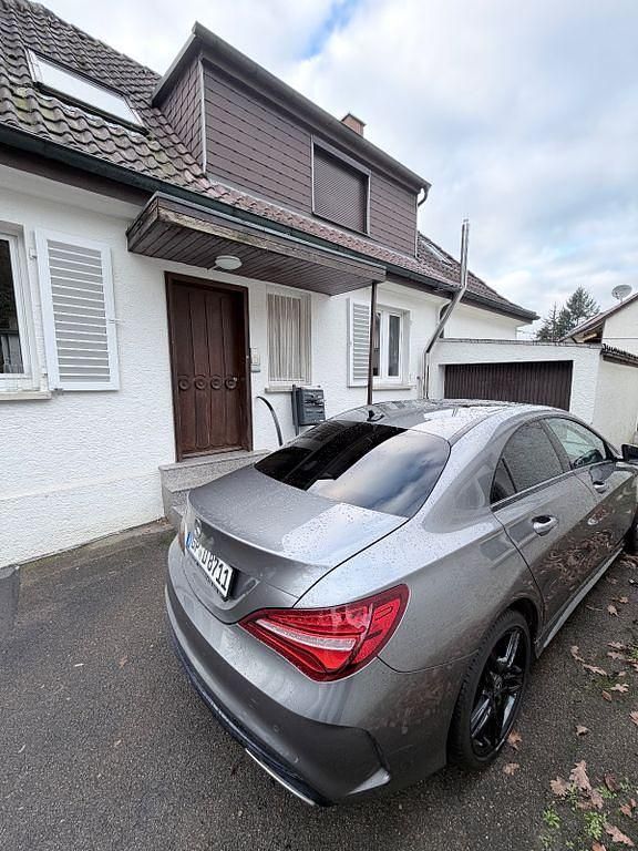 Gebraucht Mercedes CLA200 156 PS (114 kW) 2018 Grau Coupé