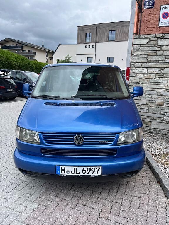 Second-hand VW T4 102 CP (75 kW) 2000 Albastru Van