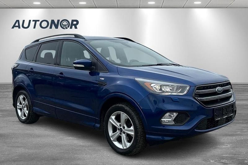 Gebraucht Ford Kuga ST-Line 150 PS (110 kW) 2018 Blau SUV