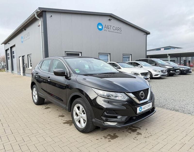 Second-hand Nissan Qashqai Acenta 159 CP (116 kW) 2020 Negru SUV