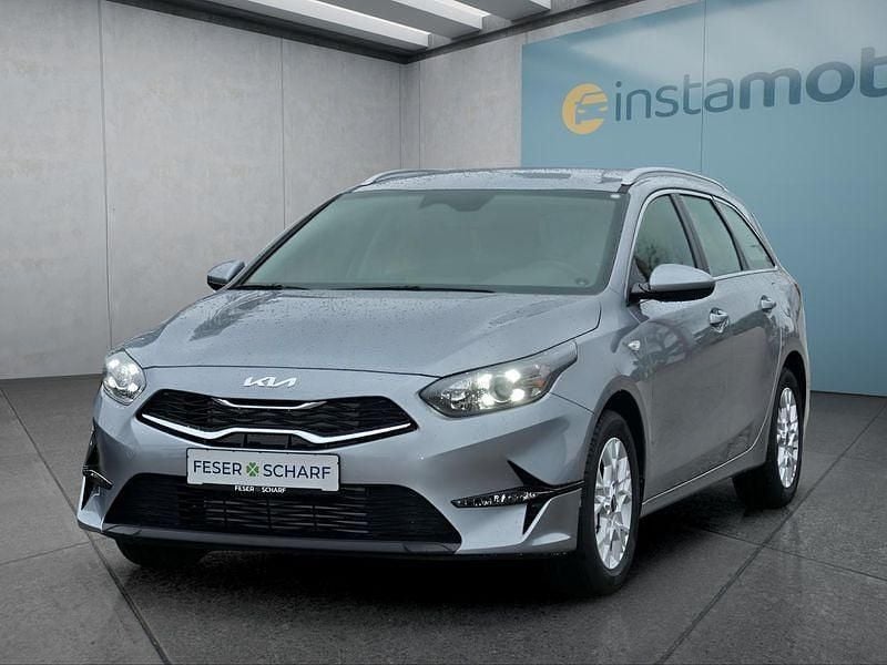 Silber Neu 2025 Kia Ceed Sportswagon Kombi | 23.949 € (Fairer Preis) - Bild 1/4