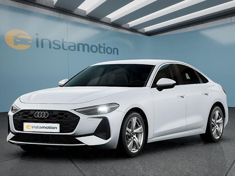 Weiß Gebraucht 2025 Audi A5 Limousine | 43.949 € (Guter Preis) - Bild 1/4