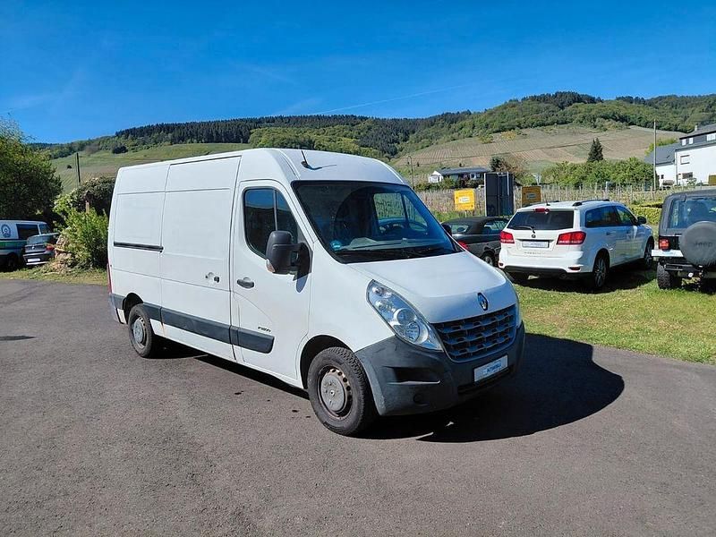 Second-hand Renault Master 125 CP (91 kW) 2011 Alb Monovolum