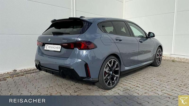 Neu BMW 120 Basis 156 PS (114 kW) 2025 Bmw individual storm gray metal Kleinwagen