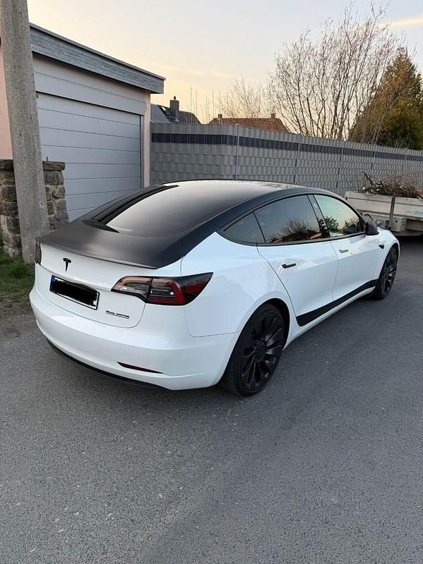 Käytetty Tesla Model 3 Performance 377 kW (513 HP) 2022 Valkoinen Sedan