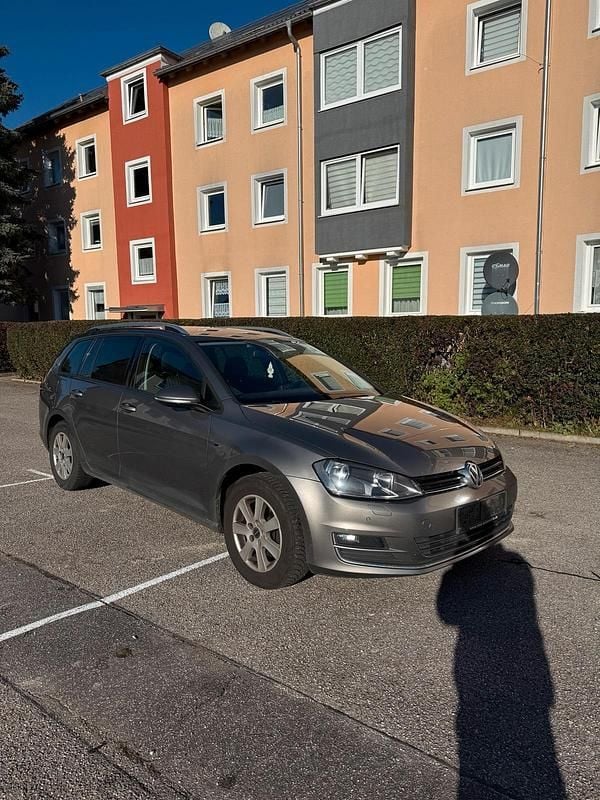 Braun Gebraucht 2016 VW Golf VII LOUNGE Kombi | 6.999 € (Guter Preis) - Bild 1/4
