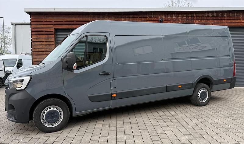 Gebraucht Renault Master 145 PS (106 kW) 2022 Grau Van / Kleinbus