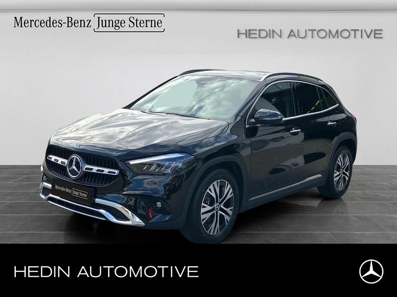 Gebraucht Mercedes GLA250 Progressive 165 PS (121 kW) 2024 Schwarz SUV