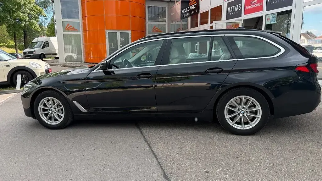 Gebraucht BMW 530 286 PS (210 kW) 2022 Schwarz Limousine