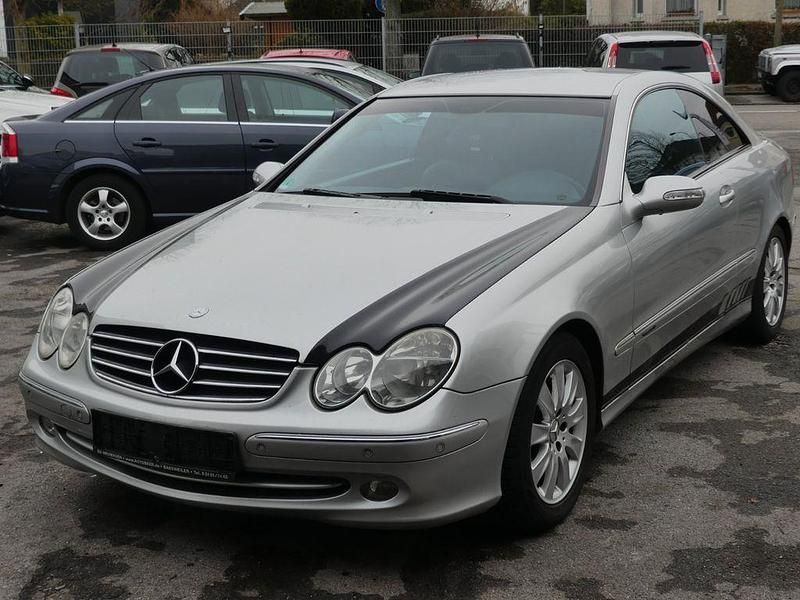 Gebraucht Mercedes CLK240 Avantgarde 170 PS (125 kW) 2003 Silber Coupé