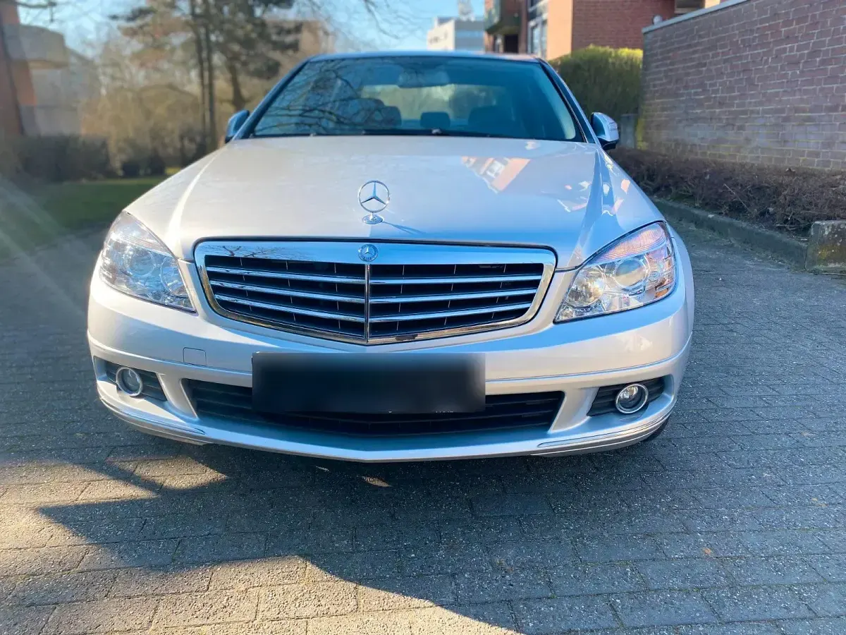 Gebraucht Mercedes C200 184 PS (135 kW) 2007 Silber Limousine