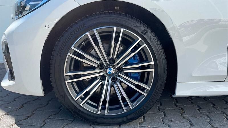 Używany BMW M340 Efficient Dynamics 340 KM (250 kW) 2023 Biały Sedan/Limuzyna