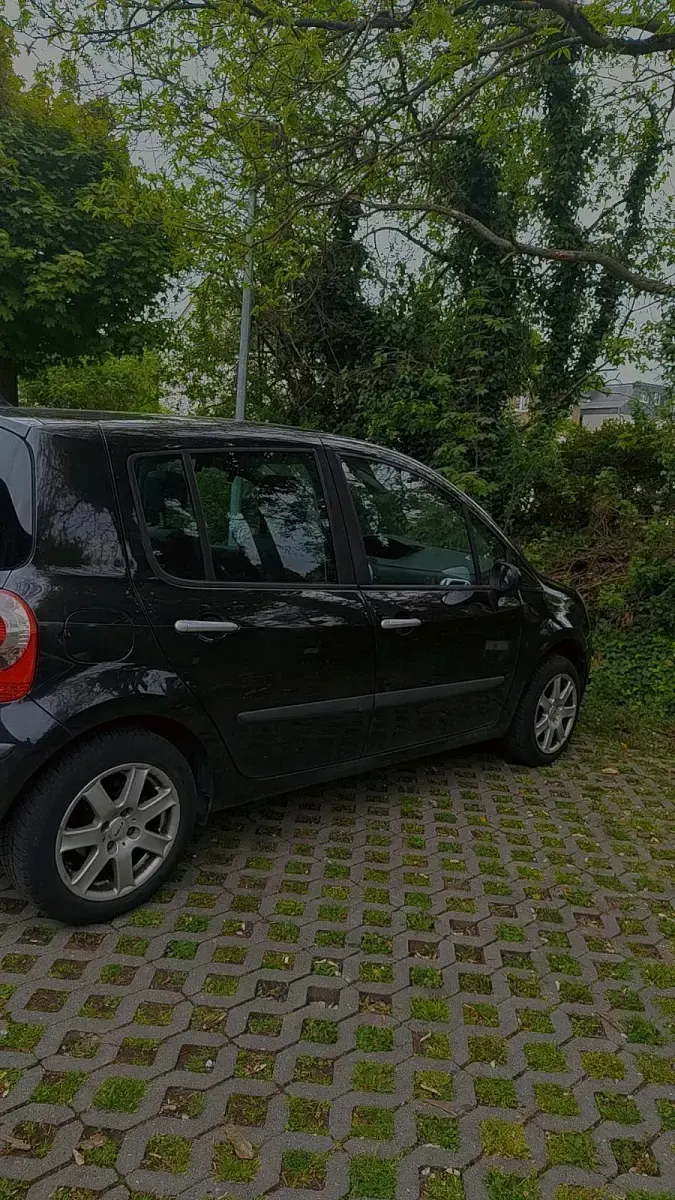 Gebraucht Renault Modus 110 PS (80 kW) 2006 Schwarz Van / Kleinbus