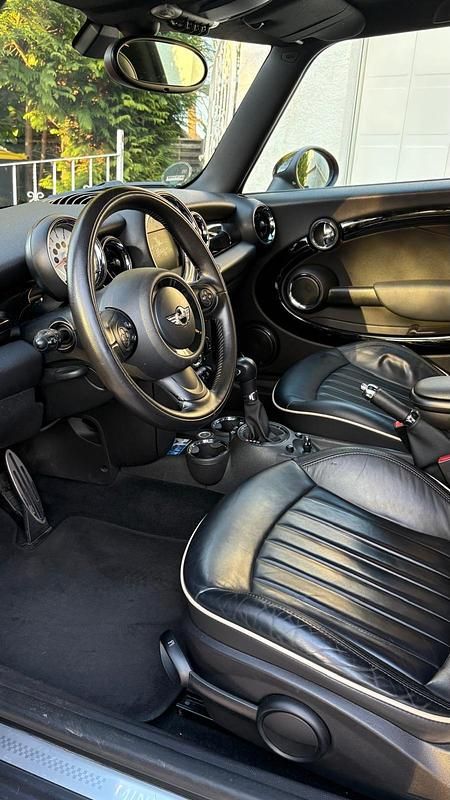 Gebraucht Mini Cooper S Coupé 184 PS (135 kW) 2012 Rot Coupé