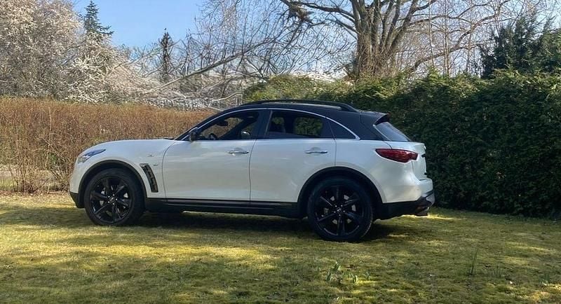 Weiß Gebraucht 2017 Infiniti QX70 Premium SUV | 22.999 € (Fairer Preis) - Bild 1/4