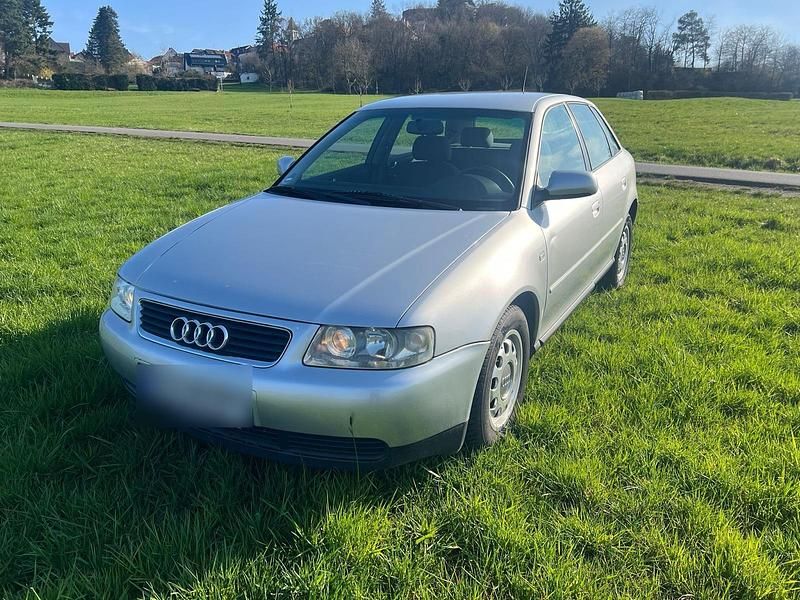 Gebraucht Audi A3 Ambition 105 PS (77 kW) 2002 Silber Kleinwagen