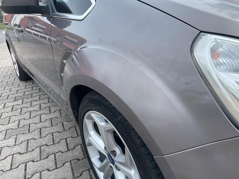 Gebraucht Ford S-MAX Titanium 200 PS (147 kW) 2012 Braun Van / Kleinbus