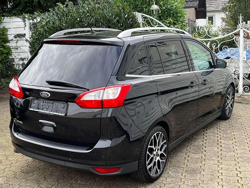 Gebraucht Ford Grand C-Max Titanium 140 PS (102 kW) 2014 Schwarz Van / Kleinbus