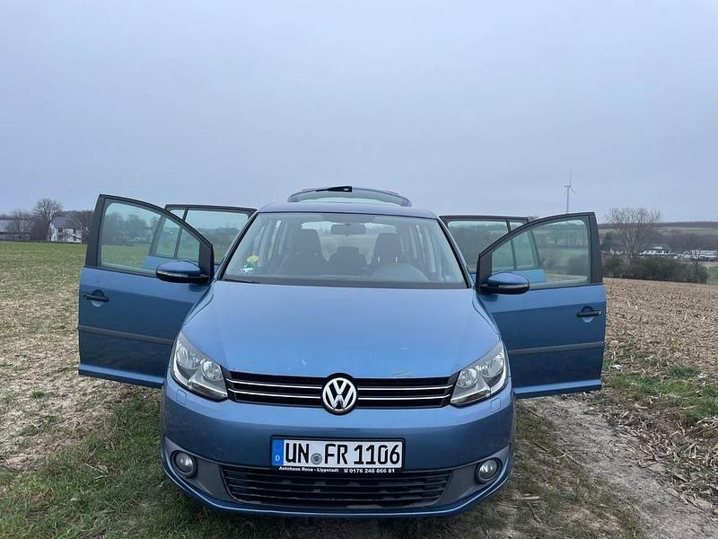 Blau Gebraucht 2011 VW Touran Van / Kleinbus | 5.400 € (Fairer Preis) - Bild 1/4