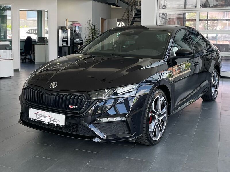 Schwarz Gebraucht 2021 Skoda Octavia RS Limousine | 24.690 € (Etwas zu teuer) - Bild 1/4
