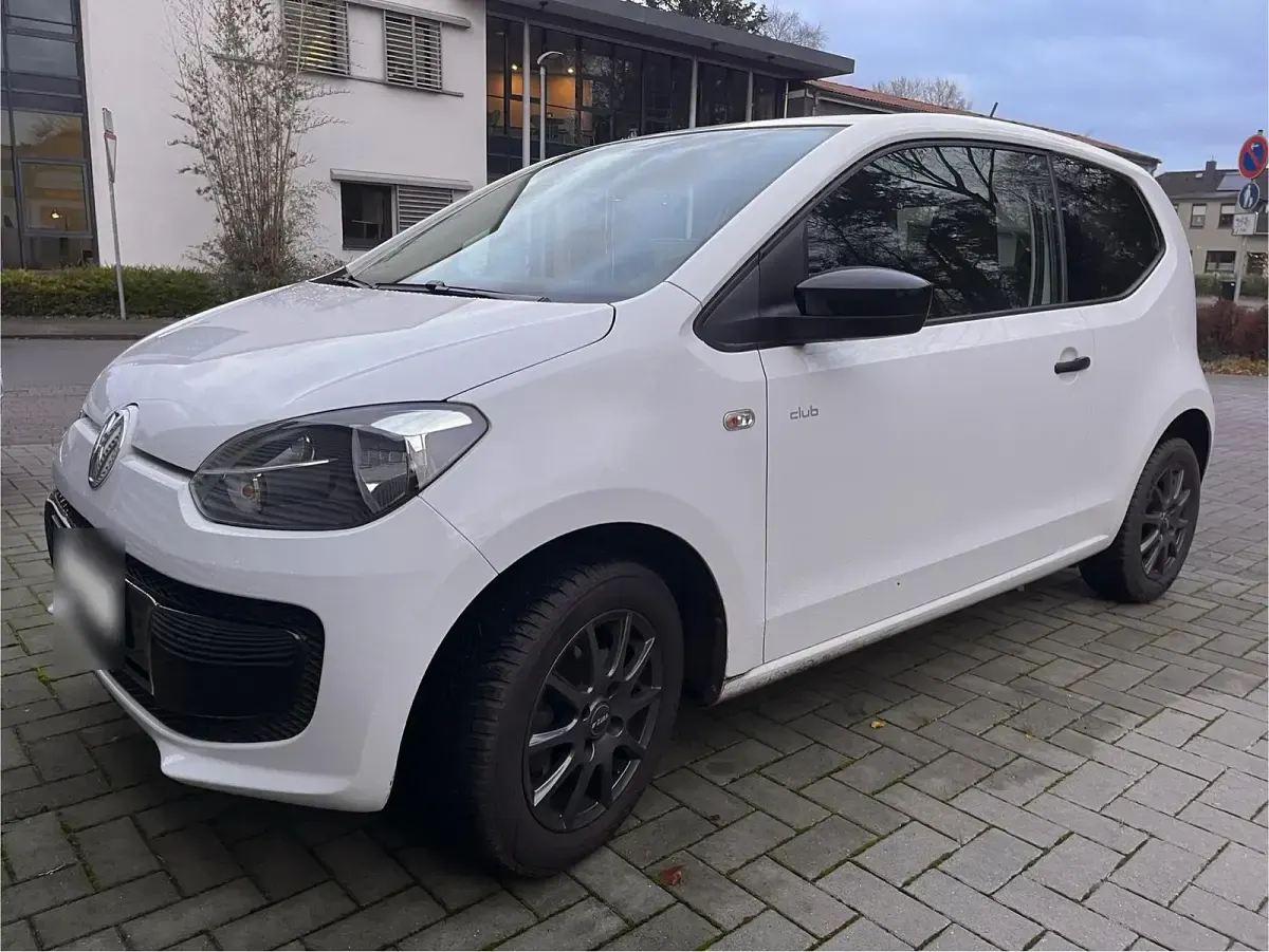 Używany VW up! 2015 Biały Hatchback