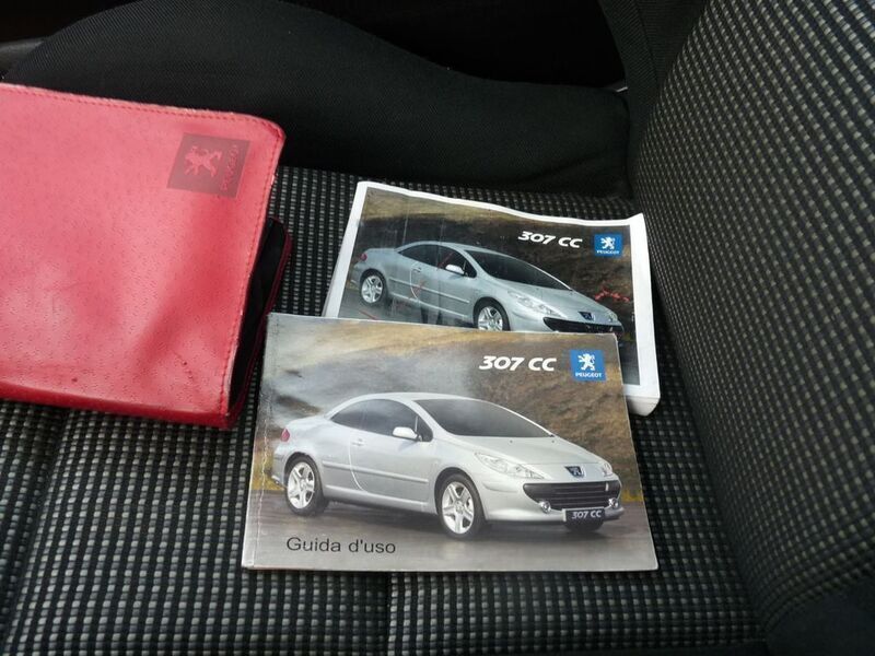 Gebraucht Peugeot 307 CC 109 PS (80 kW) 2007 Silber Cabrio