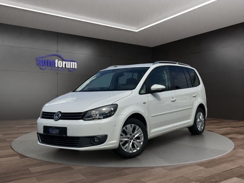 Weiß Gebraucht 2013 VW Touran Life Van / Kleinbus | 11.690 € (Fairer Preis) - Bild 1/4