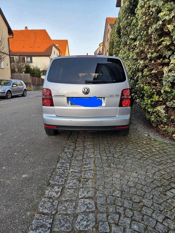Gebraucht VW Touran 140 PS (102 kW) 2008 Grau Van / Kleinbus