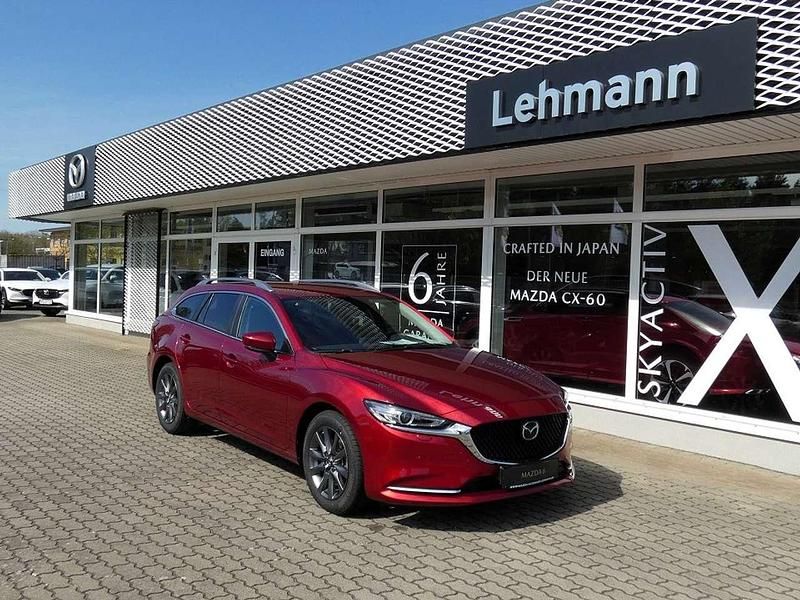 Soul red crystal Gebraucht 2024 Mazda 6 Center-Line Kombi | 31.490 € (Fairer Preis) - Bild 1/4