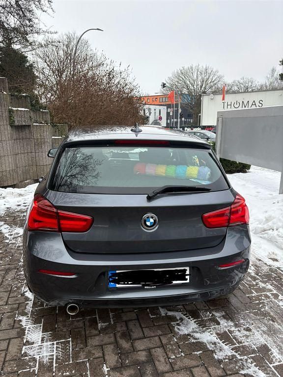 Gebraucht BMW 118 136 PS (100 kW) 2018 Grau Kleinwagen