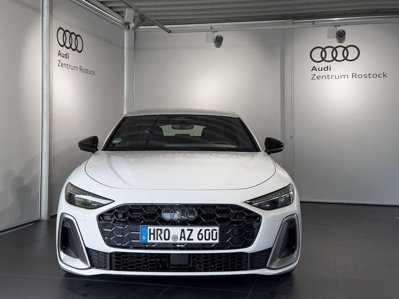 Gebraucht Audi A5 Ambiente 204 PS (150 kW) 2024 Gletscherweiß metallic Coupé