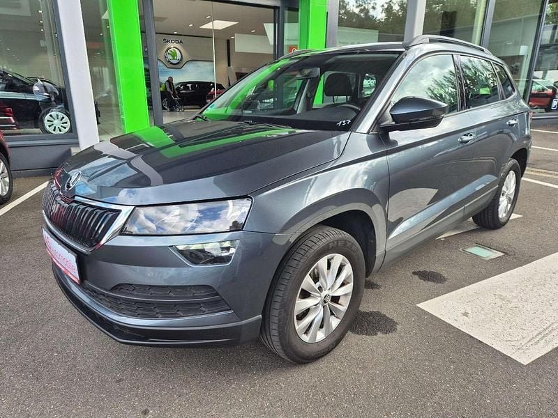 Quarzgrau metallic Gebraucht 2019 Skoda Karoq Active SUV | 14.880 € (Guter Preis) - Bild 1/4