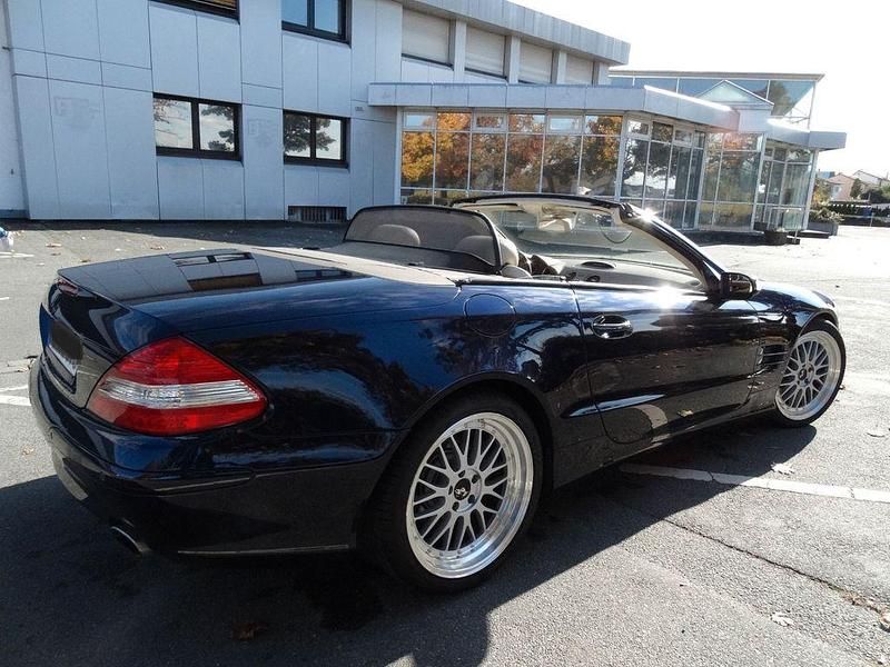Blau Gebraucht 2007 Mercedes SL350 Cabrio | 22.950 € (Teuer) - Bild 1/4