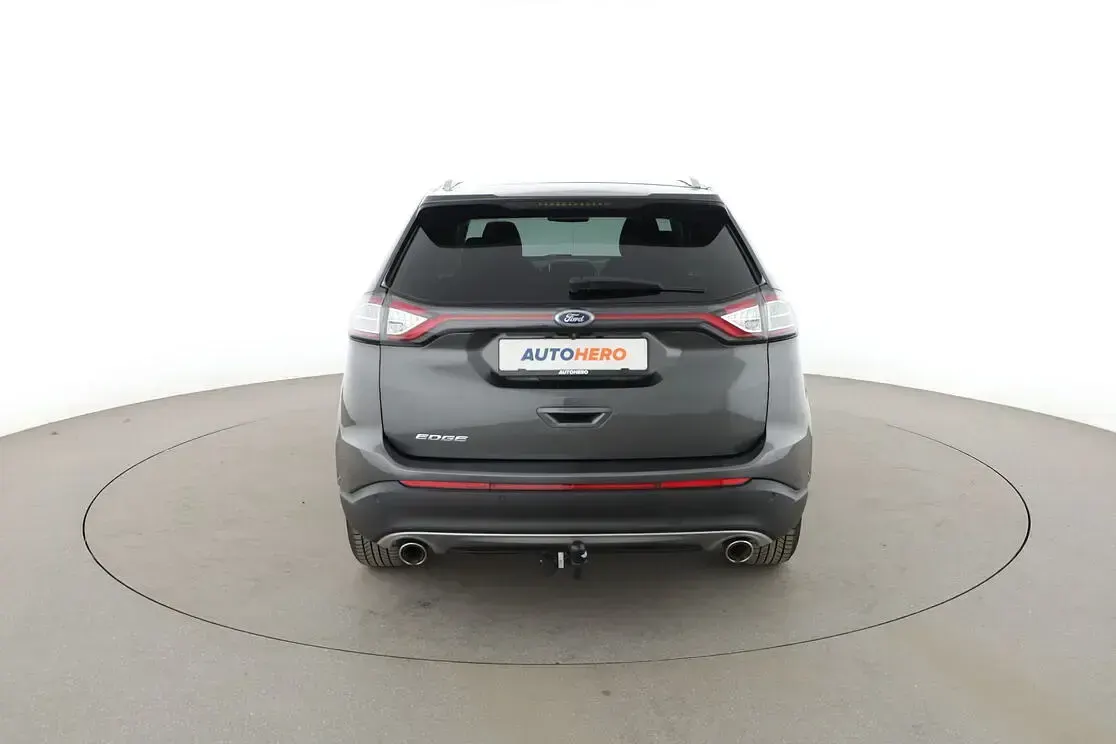Käytetty Ford Edge Titanium 2018 Harmaa Katumaasturi