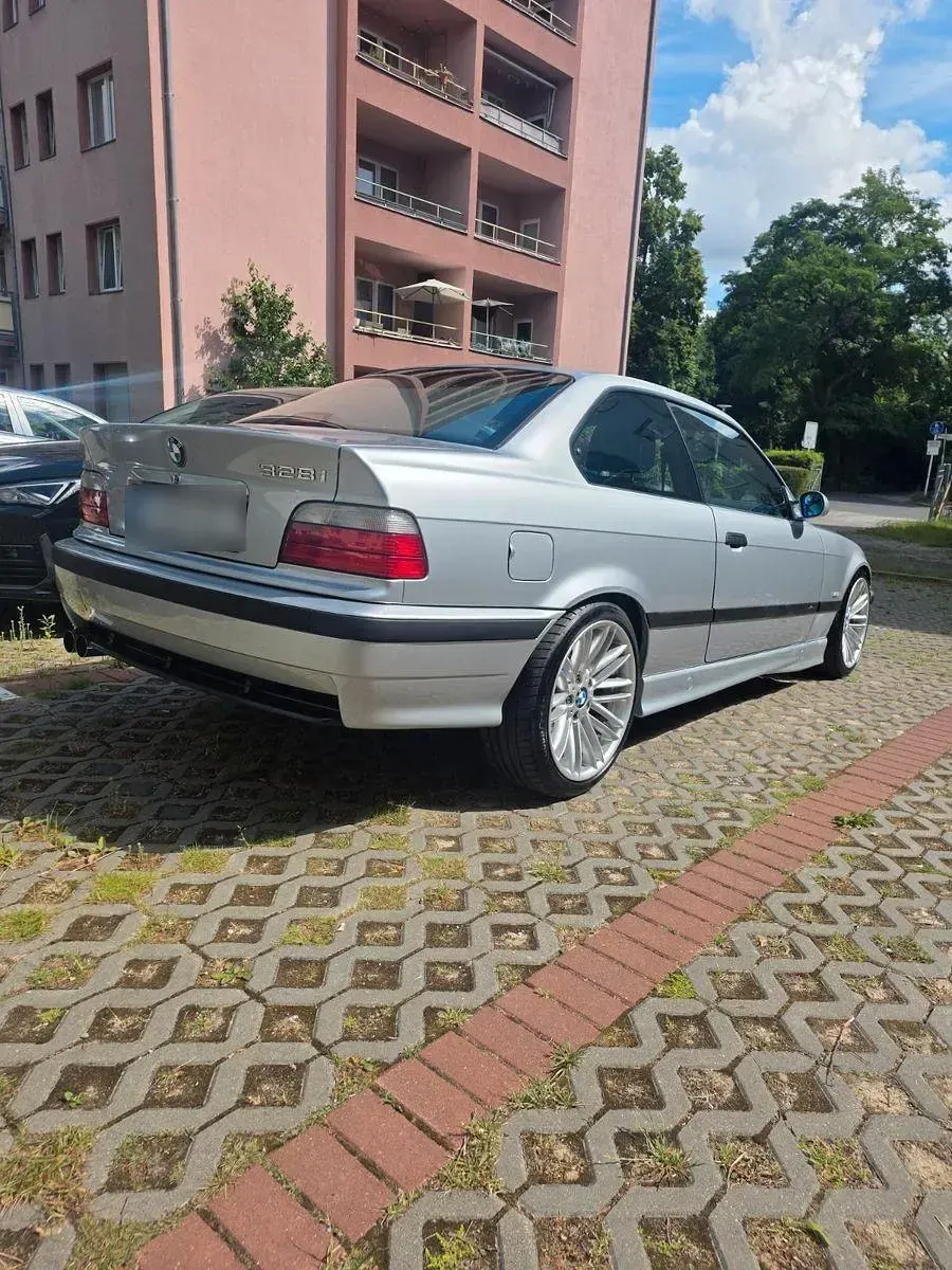 Gebraucht BMW 328 Performance 193 PS (141 kW) 1998 Silber Coupé