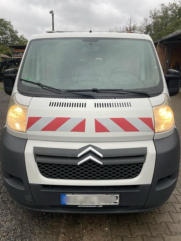 Weiß Gebraucht 2012 Citroën Jumper Van / Kleinbus | 6.300 € (Superpreis) - Bild 1/4