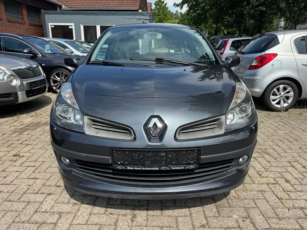 Gebraucht Renault Clio 111 PS (81 kW) 2006 Grau Kleinwagen