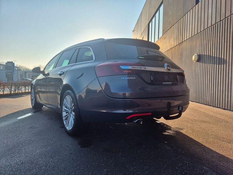 Gebraucht Opel Insignia Innovation 170 PS (125 kW) 2016 Grau Kombi