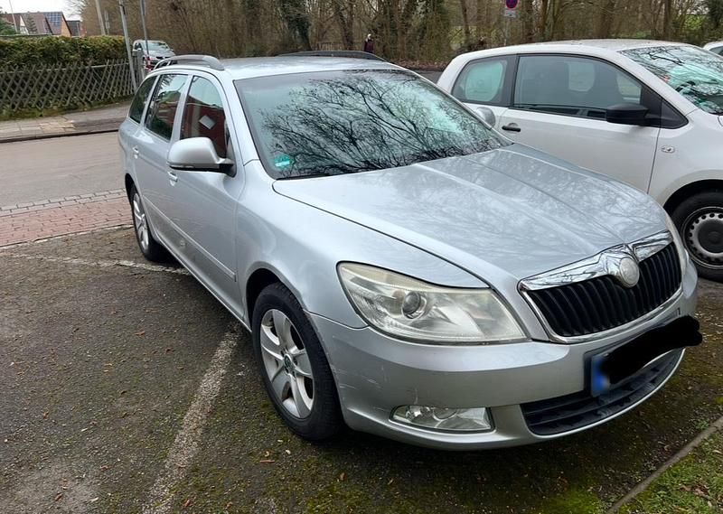 Gebraucht Skoda Octavia 160 PS (117 kW) 2009 Silber Kombi