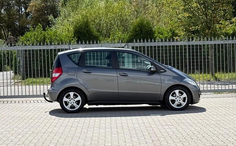 Gebraucht Mercedes A160 95 PS (69 kW) 2010 Grau Kleinwagen